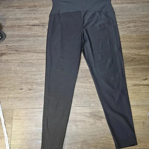 Yummie Signature Waistband Leggings With Velvet Front and Nylon Back Black,SZ 1X - Picture 5 of 15